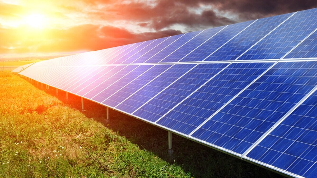 Top 5 Changes in Commercial Solar  and Battery 2023